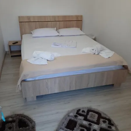 Gabi Костинешти